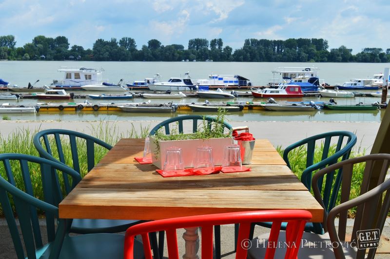 Beograd, Supermarket Talas Zemun