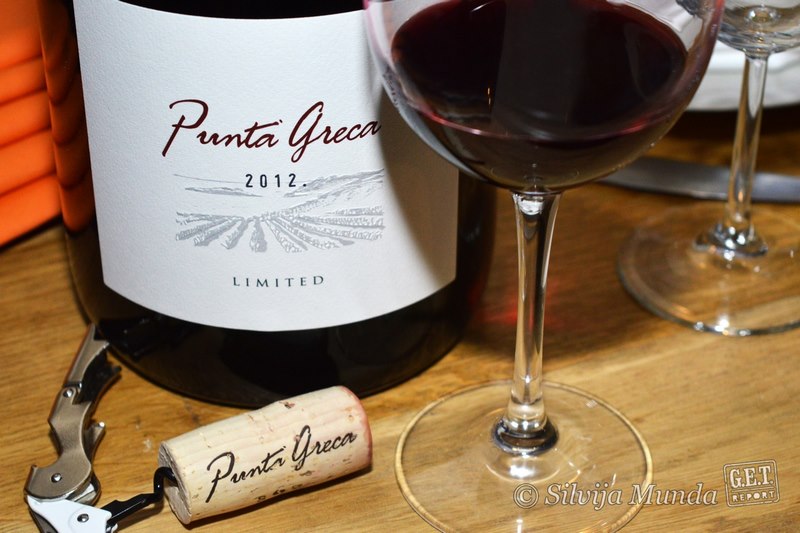 Punta Greca merlot 2012. u Jeroboam boci), ograničenih količina i označenih serijskim brojem