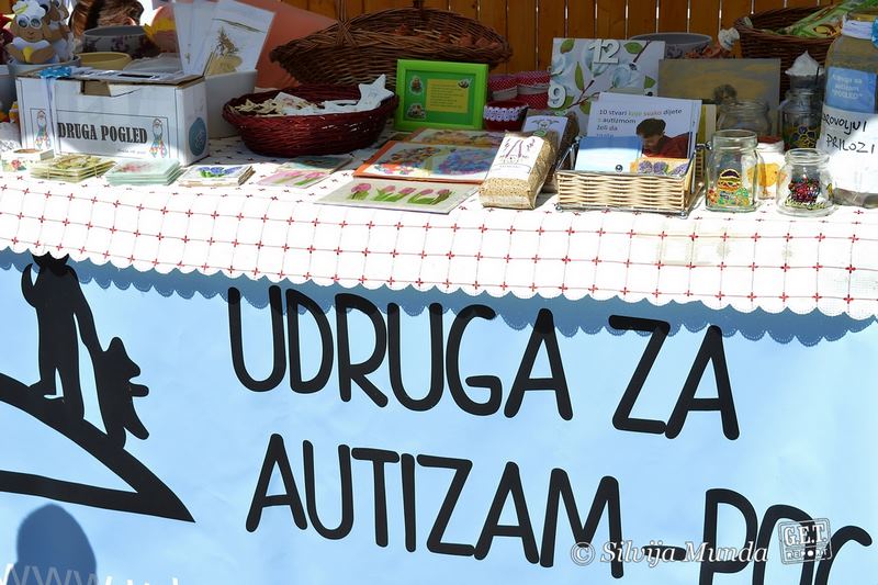 Kulturno-turistička manifestacija "Mamičina žetva" /  udruga za autizam Pogled