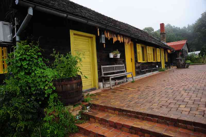 Restoran i vinarija August, Popovača