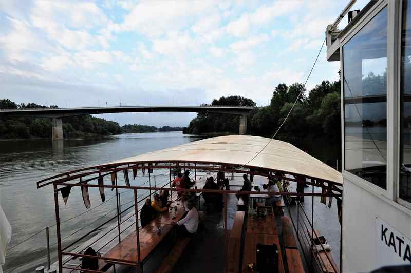 Turistički brod Katarina 1, pogled iz kabine