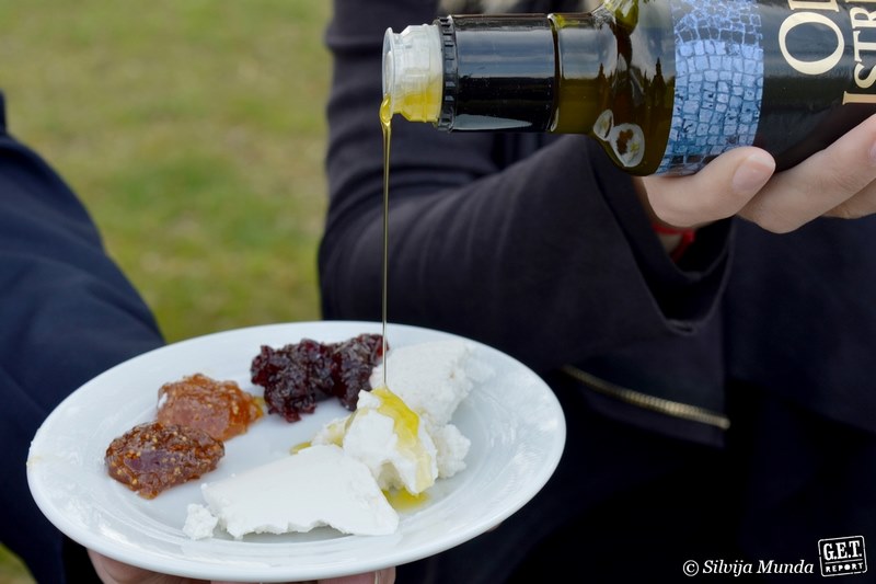 istarska mlada skuta, džemovi Dida Boža i ekstra djevičanska maslinova ulja Ol Istria