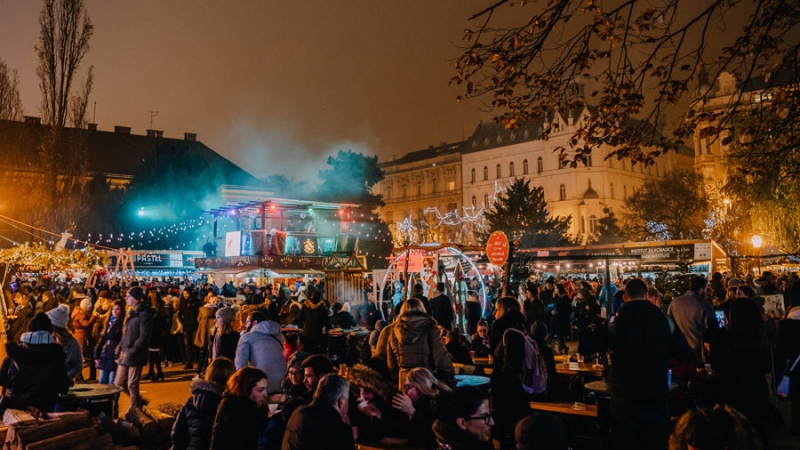 Najluđa noć na Strossmayerovom trgu uz doček Nove godine