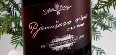 Vuglec Breg, Pjenušavo vino Crveno 2010, Brut