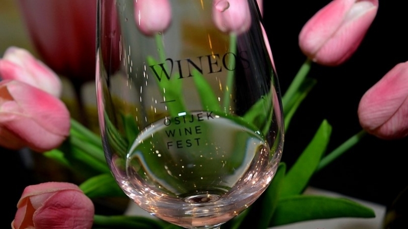 Osvrt na šesti WineOS, osječki festival vina, delicija i ugodnog življenja